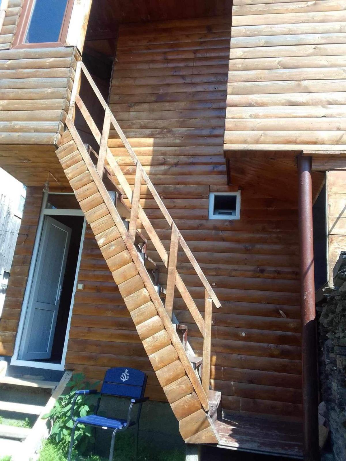 Guesthouse Luka Ushguli Exterior photo